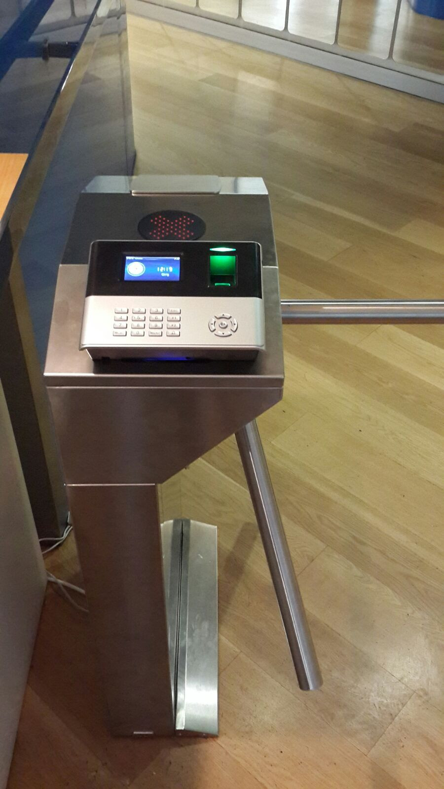 U990-ID Parmak İzi Okuyucu Montaj Görüntüleri